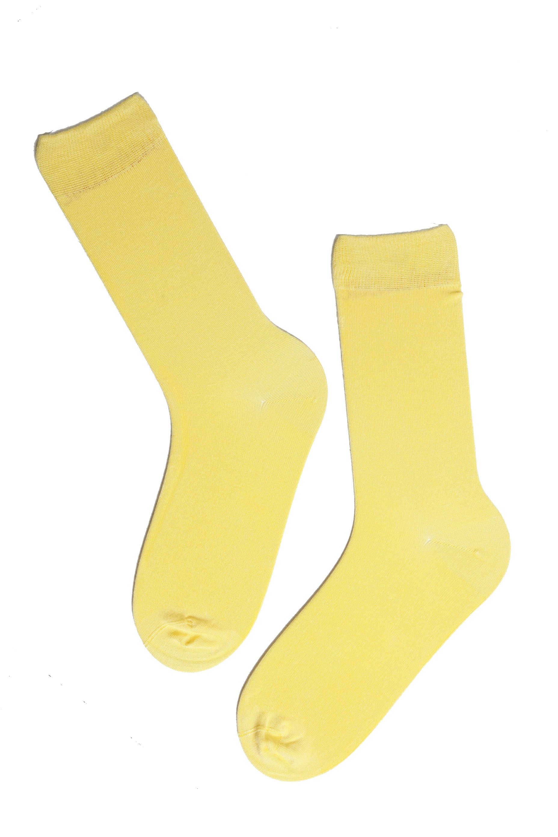 TAUNO men's light yellow socks made from soft bamboo viscose, featuring wide ribbing for comfort and style.