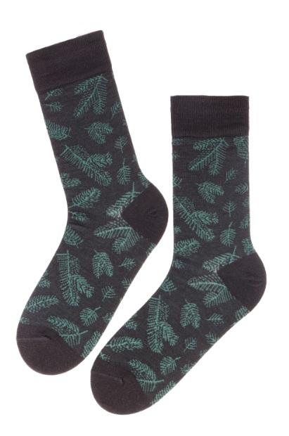 TREEPEOPLE merino socks featuring a stylish leaf pattern in black, made from high-quality merino wool.