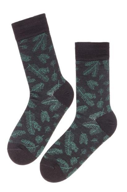 TREEPEOPLE merino socks featuring a stylish leaf pattern in black, made from high-quality merino wool.