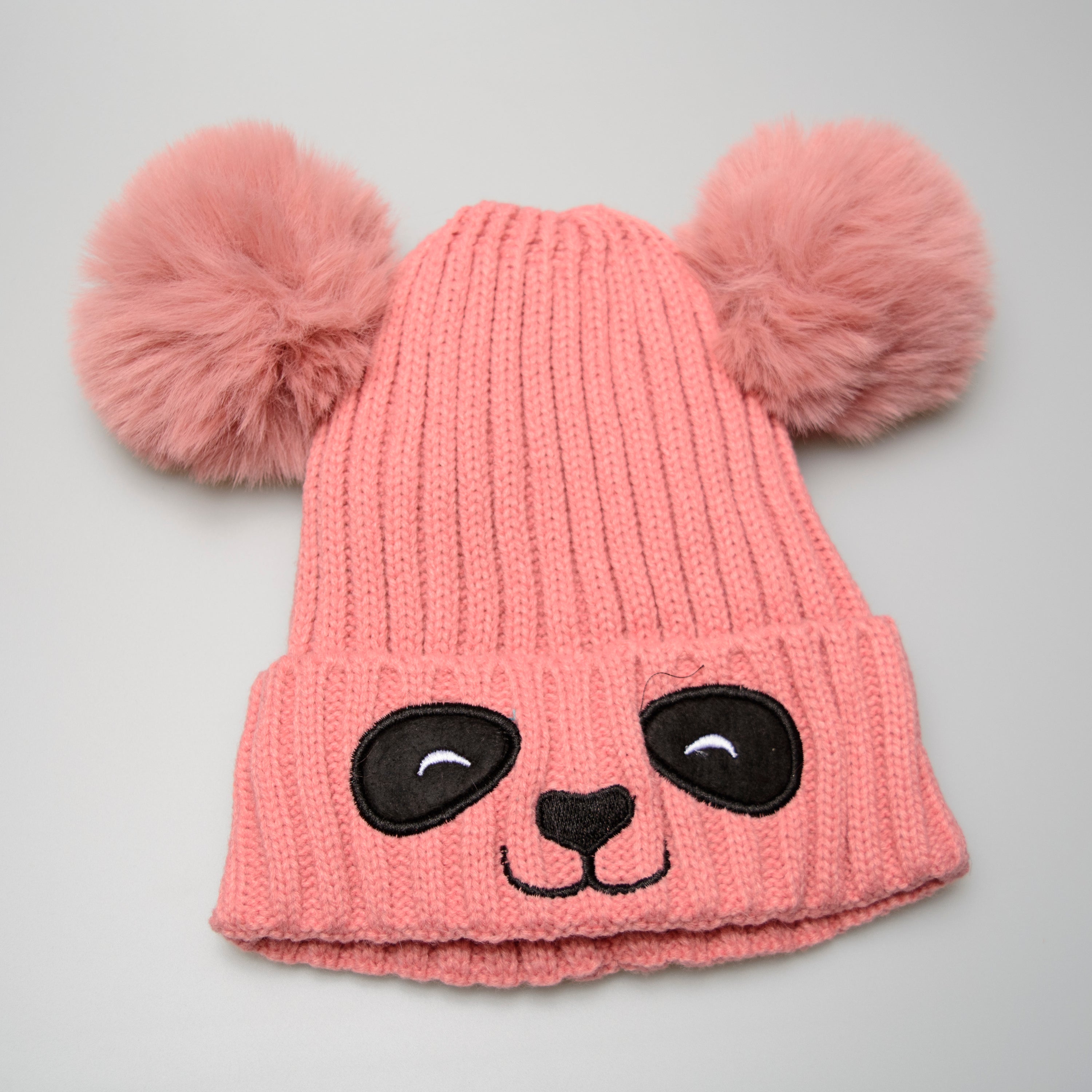 Unisex Cute Panda Cartoon Pattern Knit Winter Beanie for Kids, featuring a playful panda design, available in multiple colors.