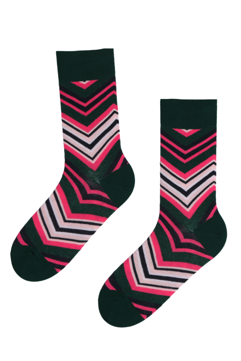 WORKING DAY cotton socks for men featuring a pink zig-zag pattern on a dark green background, showcasing comfort and style.