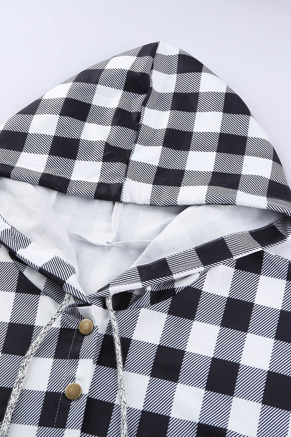 Black plaid gray hoodie featuring a buttoned neckline and full sleeves, perfect for autumn and winter wear.