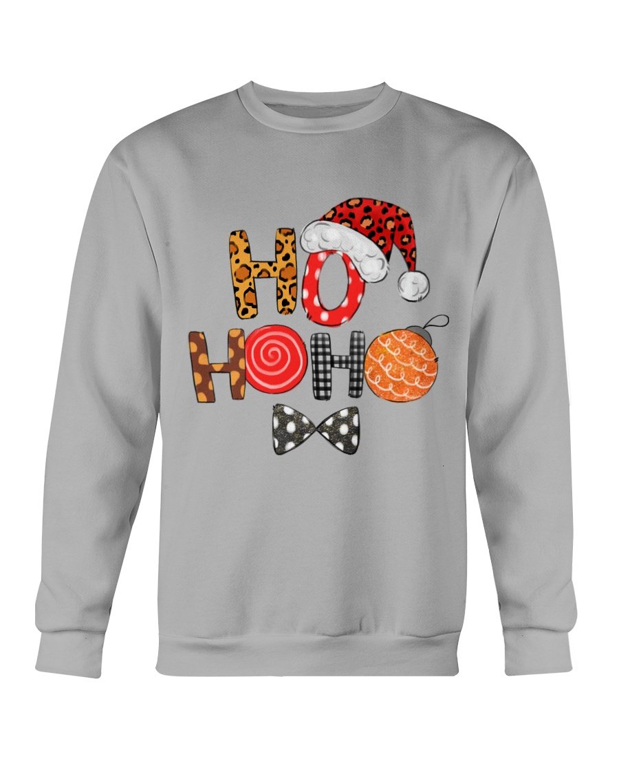 A cozy Gildan crewneck sweatshirt featuring a festive HO HO HO Santa Cap design, perfect for Christmas celebrations.