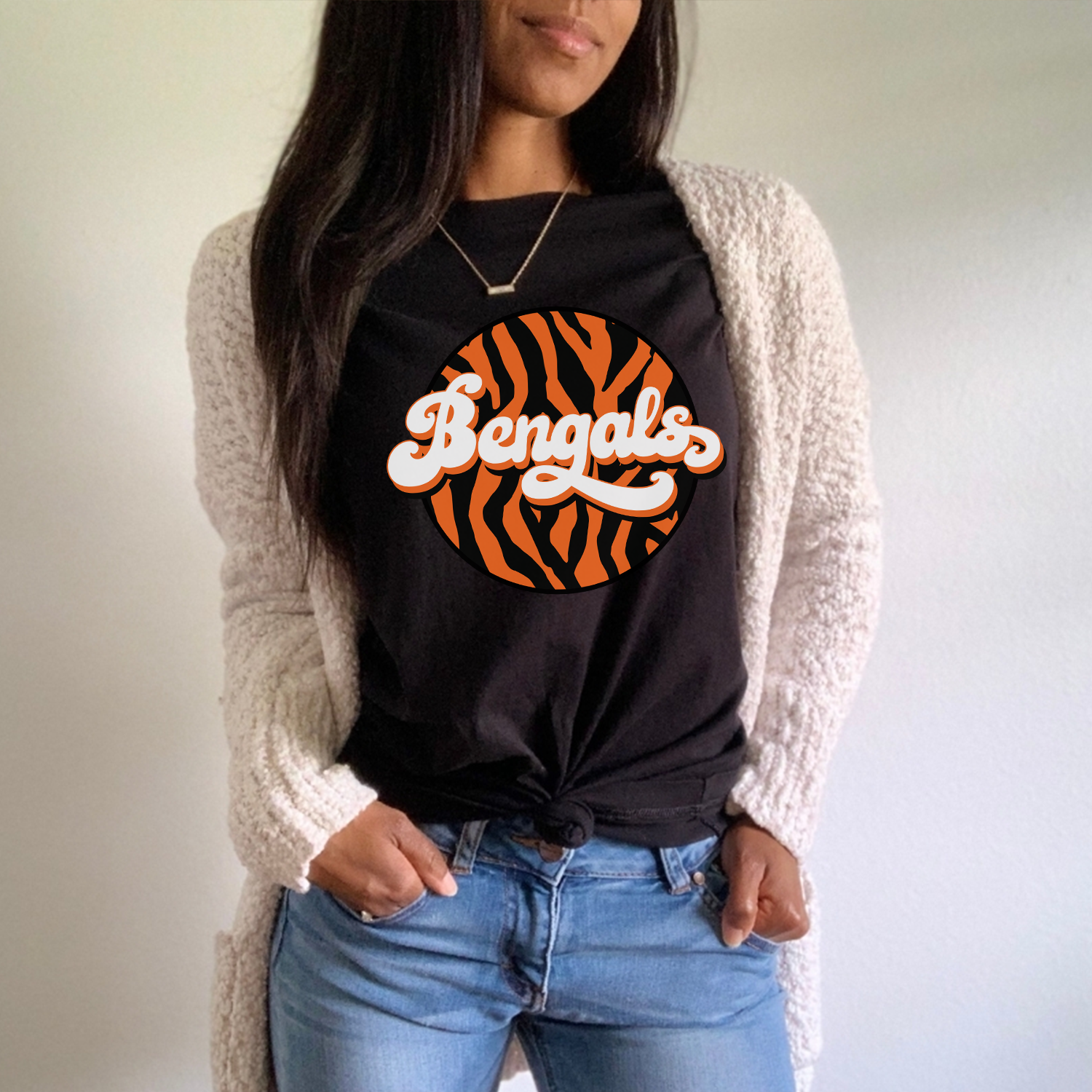 Bengals Stripe Retro Circle Unisex T-shirt featuring a vibrant retro design, perfect for fans.