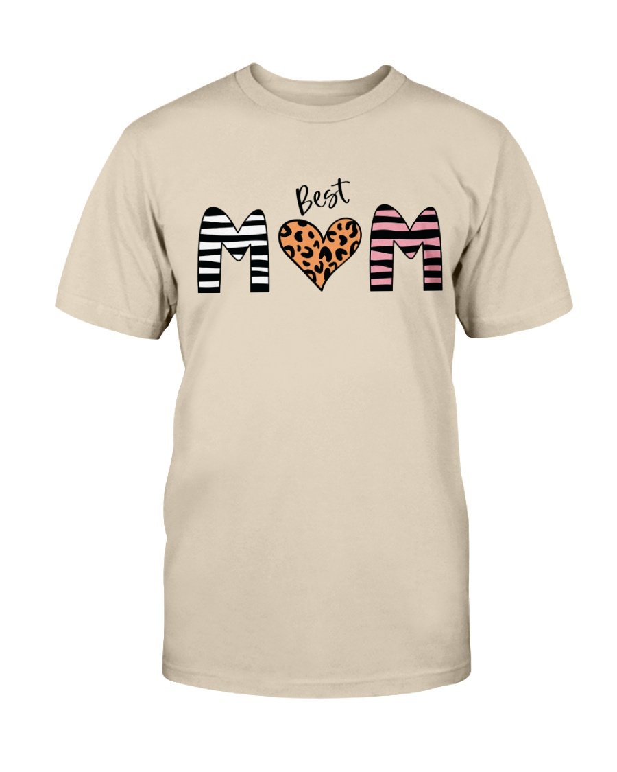 Best Mom T-shirt in various colors, showcasing its soft fabric and stylish design.