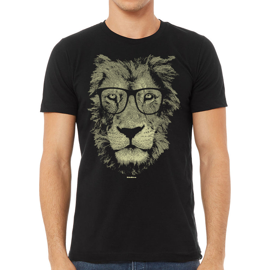 A stylish t-shirt featuring a lion wearing glasses, printed with eco-friendly inks.