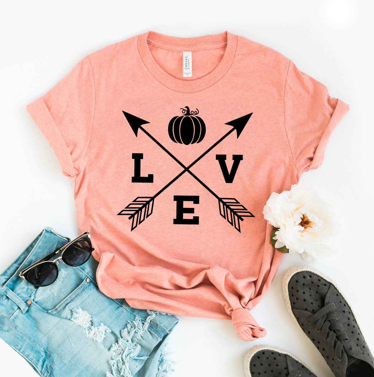 Love Pumpkin T-shirt made of premium ring spun cotton with a vibrant pumpkin design.