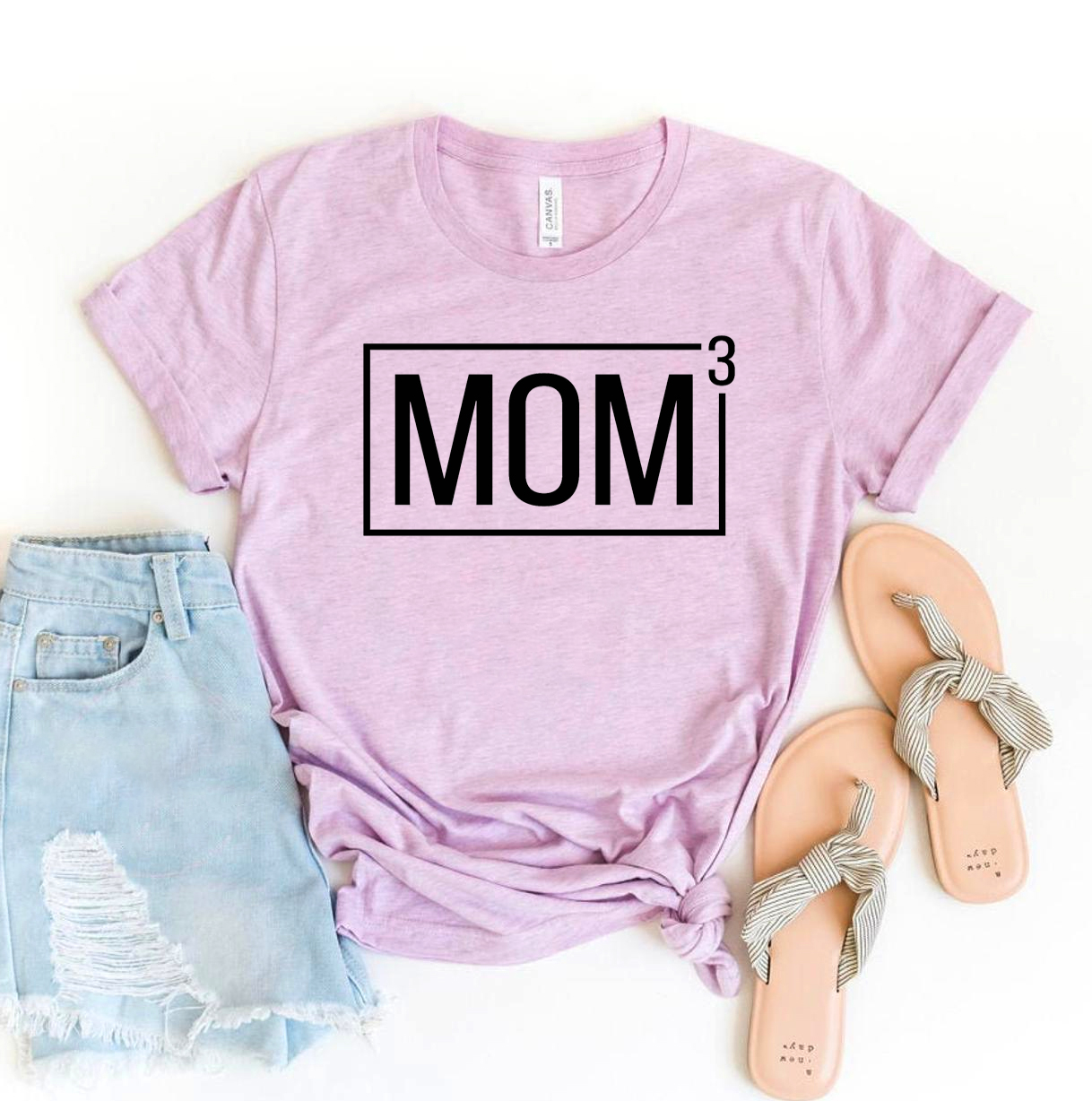 Mom Cube T-shirt made from premium ring spun cotton, featuring a stylish design with soft textile flex print.