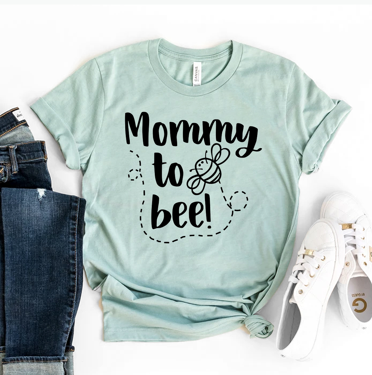 Mommy To Bee T-shirt made of premium ring spun cotton with a soft textile flex print design.