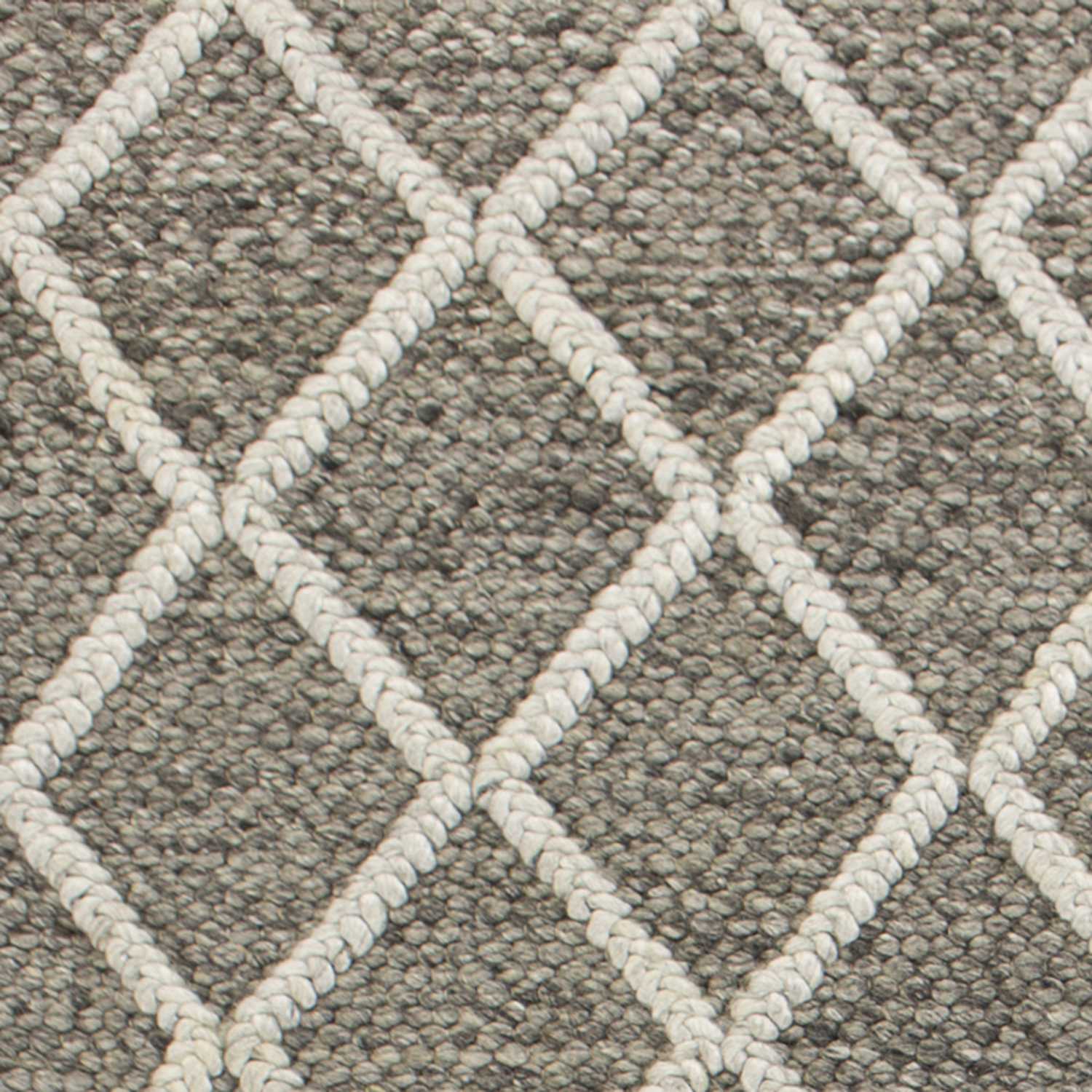 A luxurious 9x13 dark grey wool area rug featuring a diamond pattern, perfect for enhancing modern home decor.