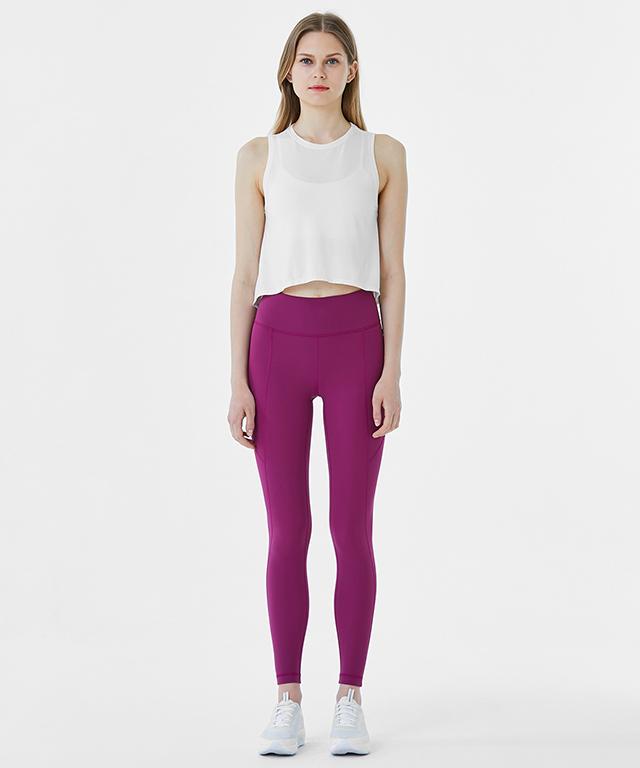 A pair of Air Light Leggings 24.5 in a stylish design, showcasing their lightweight and breathable fabric, perfect for summer activities.