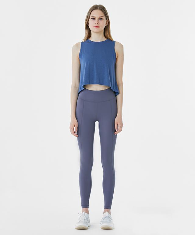 A pair of Air Light Leggings 24.5 in a stylish design, showcasing their lightweight and breathable fabric, perfect for summer activities.