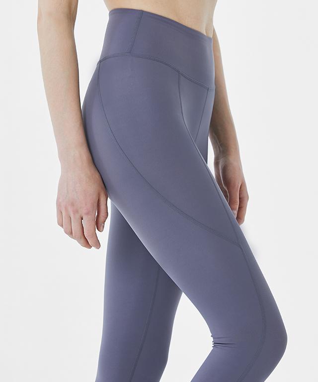 A pair of Air Light Leggings 24.5 in a stylish design, showcasing their lightweight and breathable fabric, perfect for summer activities.