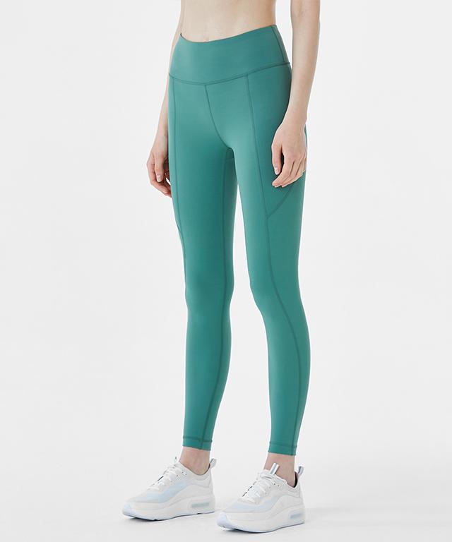 A pair of Air Light Leggings 24.5 in a stylish design, showcasing their lightweight and breathable fabric, perfect for summer activities.