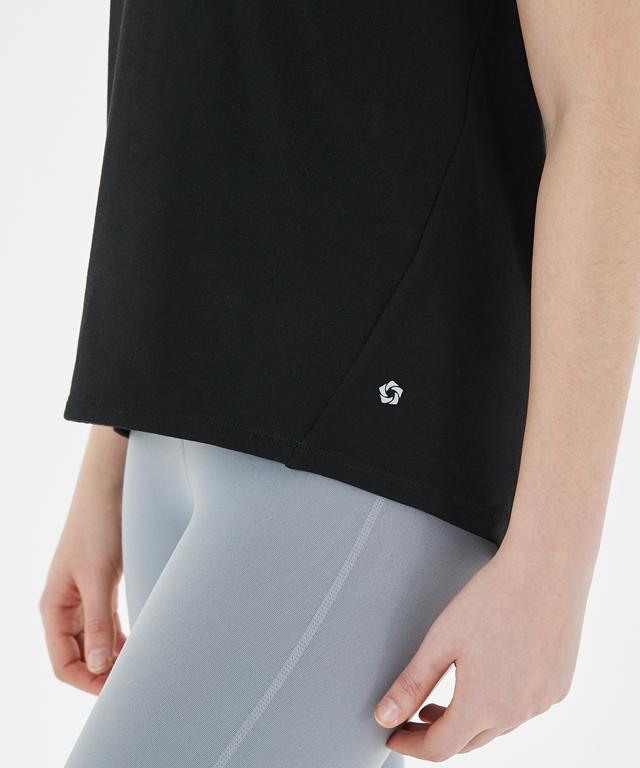 Allegro Tank featuring a stylish half-neck design and unbalanced length for body line concealment.