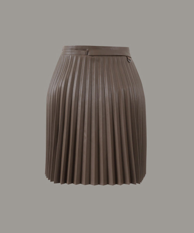 Anell Golf Bold Pleated Skirt in Brown, showcasing luxurious suede-combined leather with abundant pleats and a stylish design.