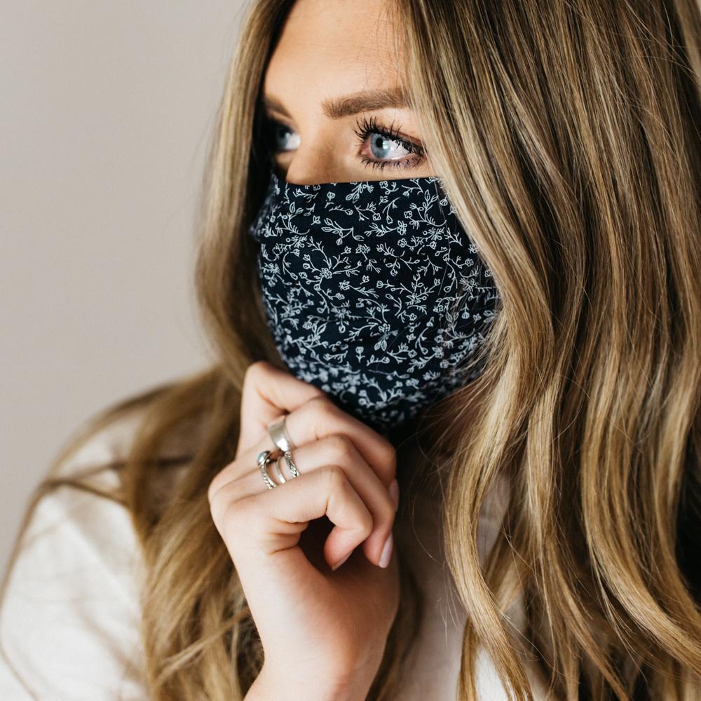 Avonlea Face Mask made of 100% cotton, featuring a stylish print, pleats for comfort, and a pocket for filter insertion.