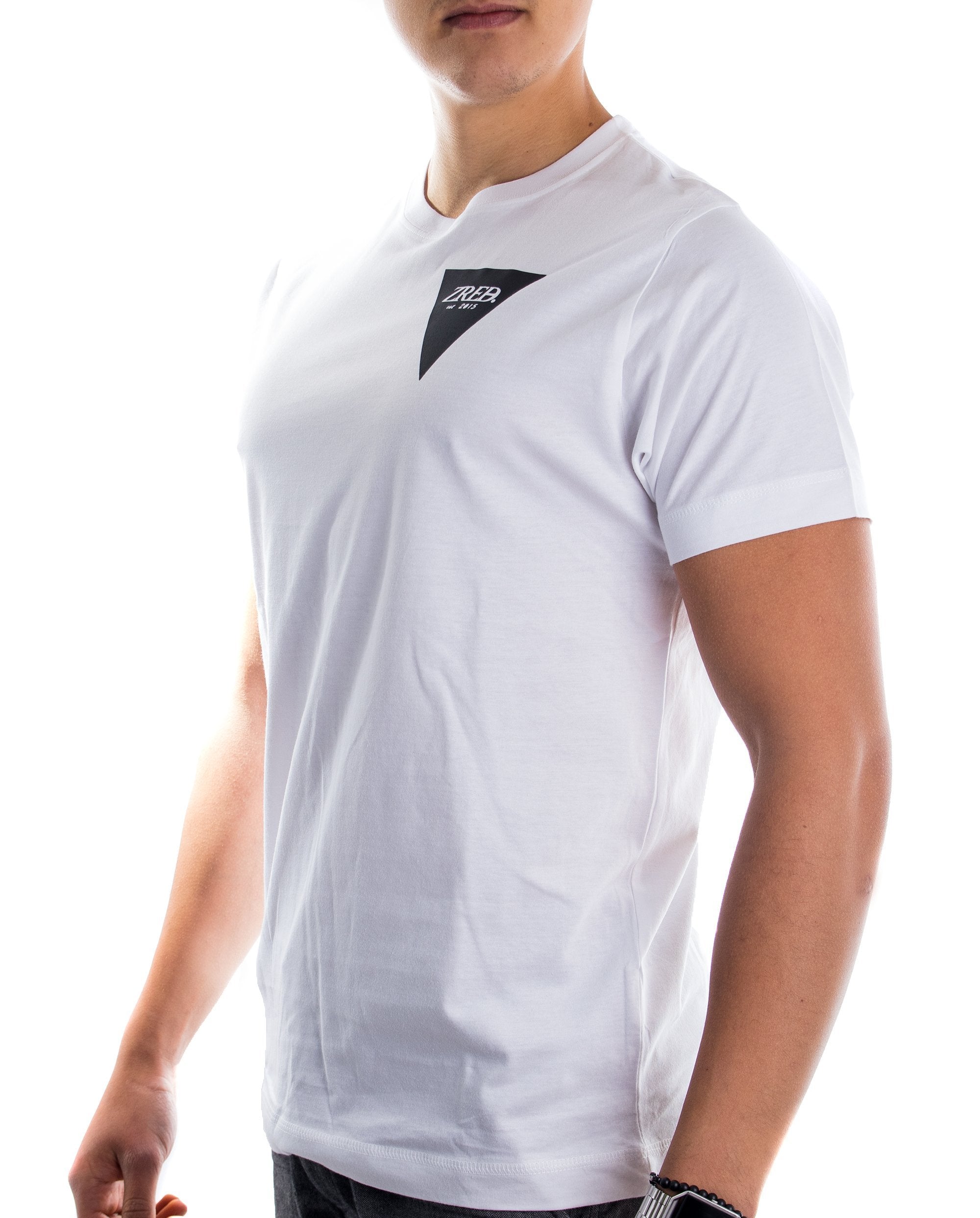 Back to Classic Shirt in white and black, featuring a relaxed fit and made from 100% cotton, perfect for casual wear.