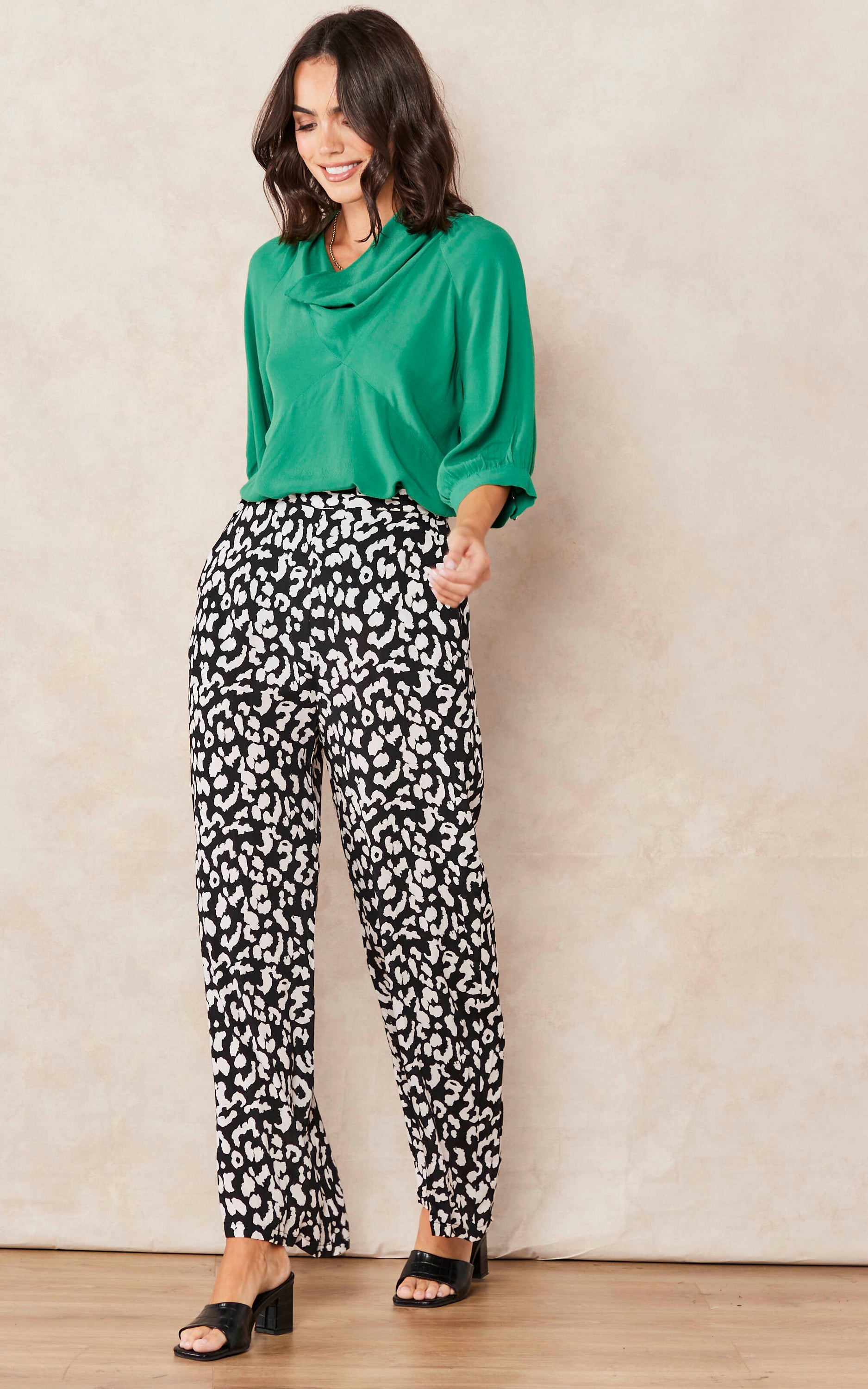 Stylish Black and White Leopard Print Wide Leg Trousers with High Waist Design