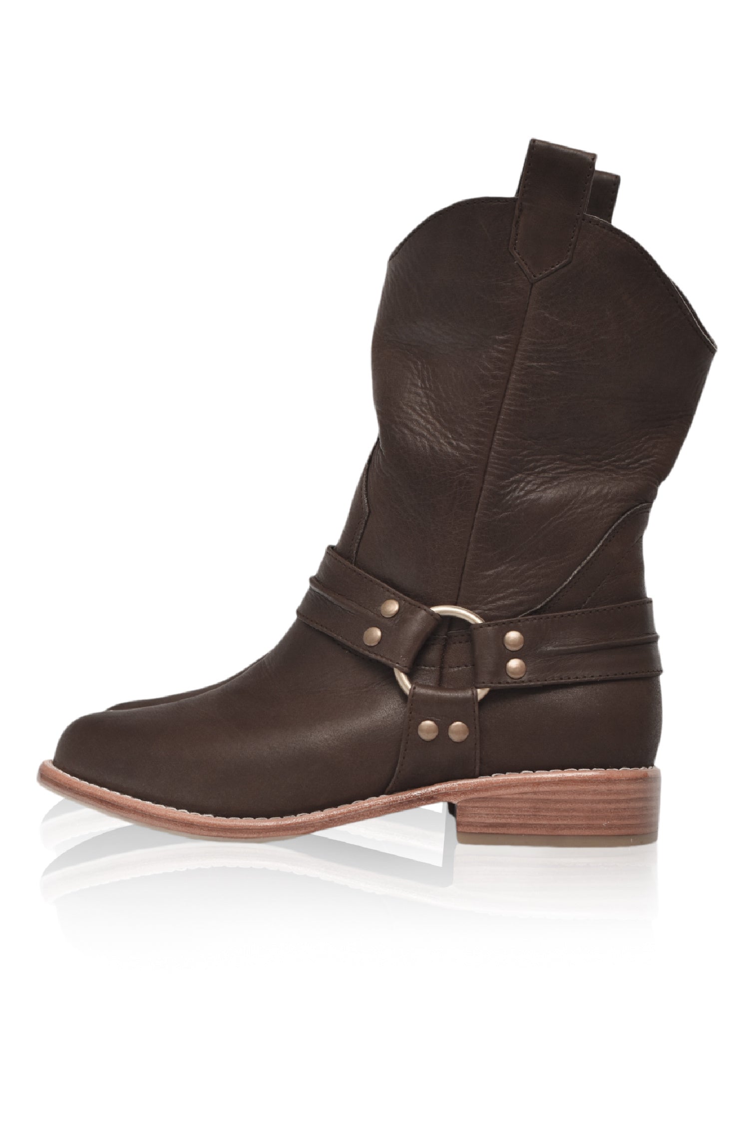 Cali Leather Boots showcasing high-quality leather, round toe, and side pull-on tabs for easy wear.