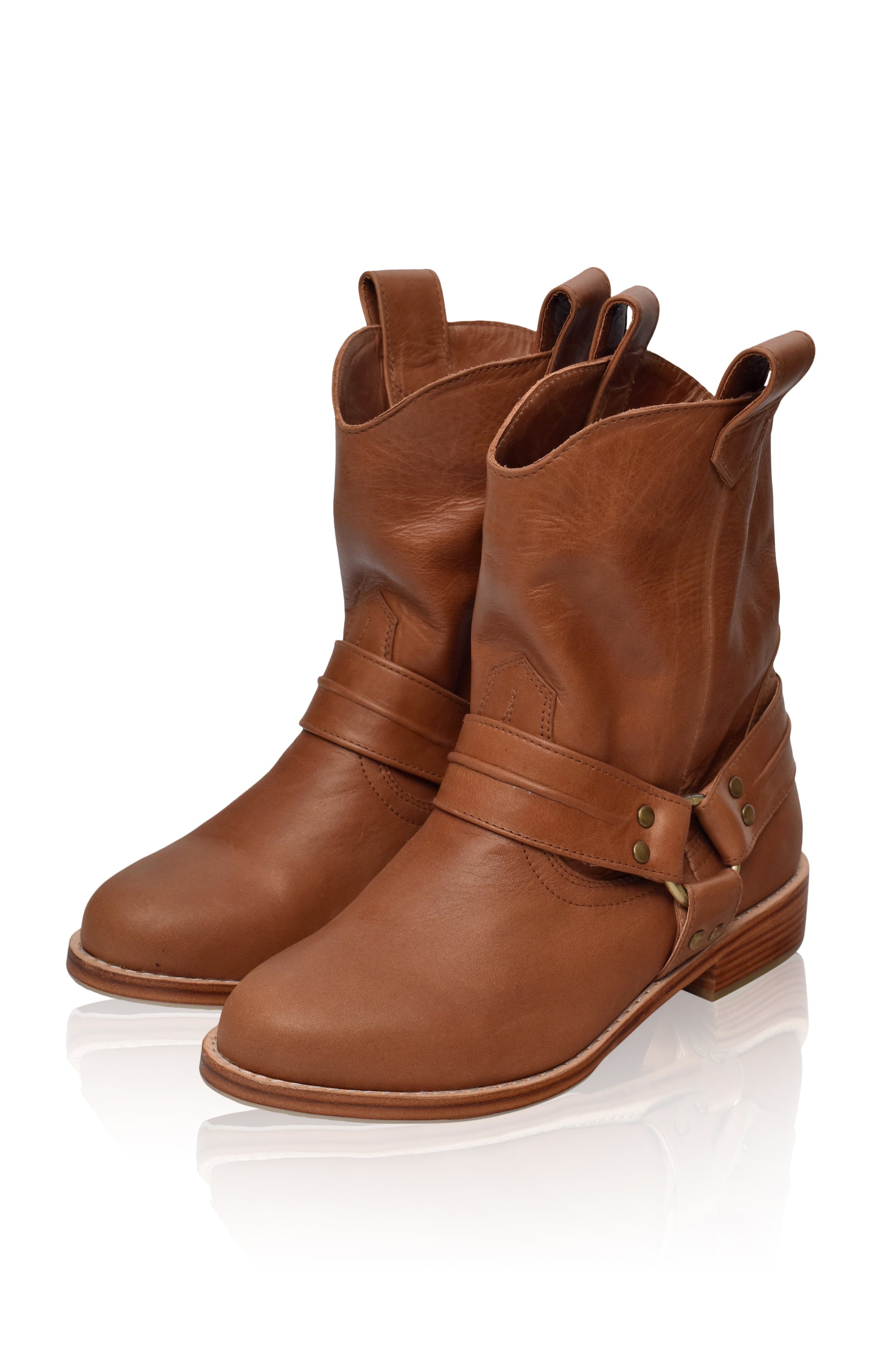 Cali Leather Boots showcasing high-quality leather, round toe, and side pull-on tabs for easy wear.