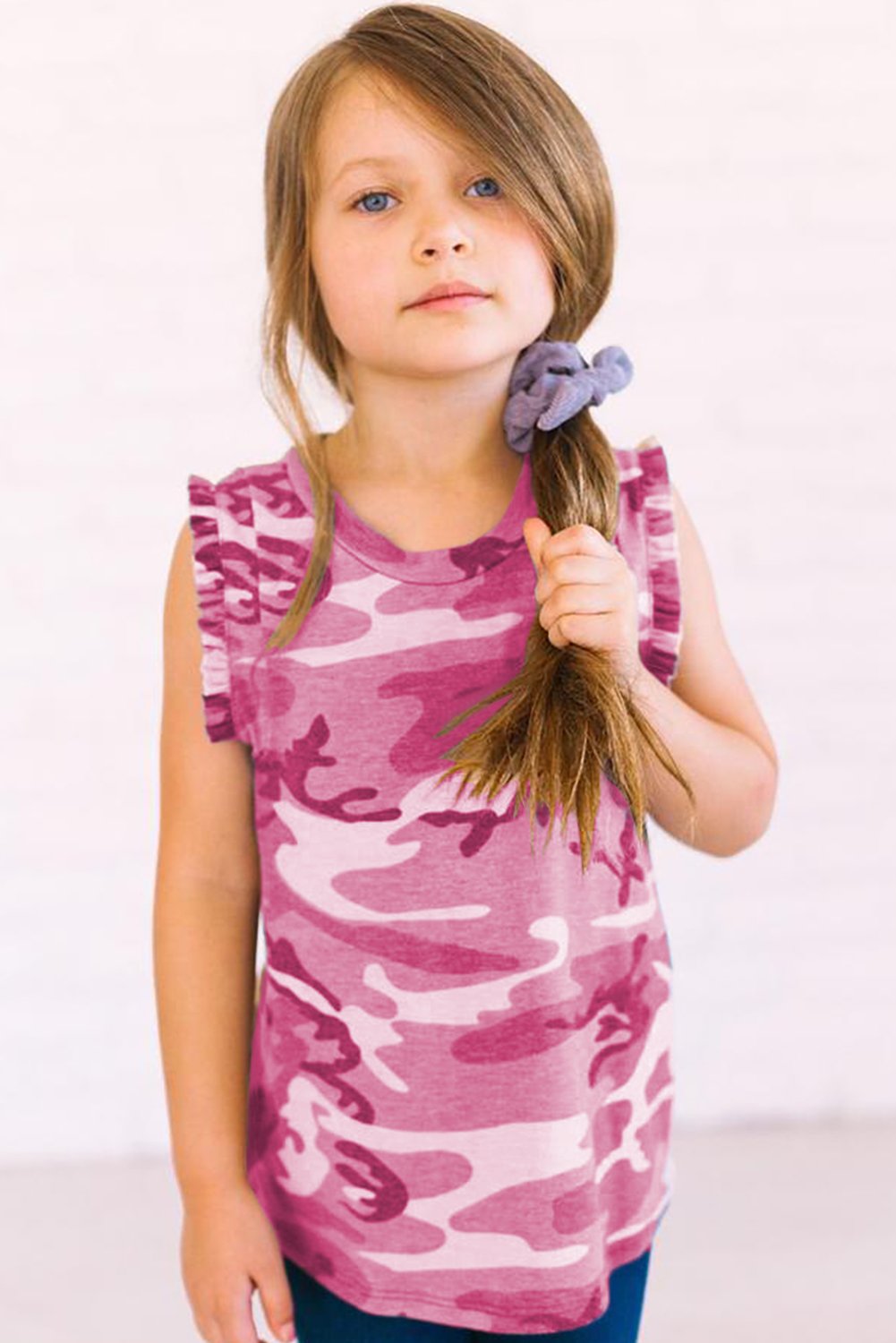 Camo Print Flounced Armholes Little Girls’ Tank featuring ruffled sleeves and a trendy camouflage design, perfect for active girls.