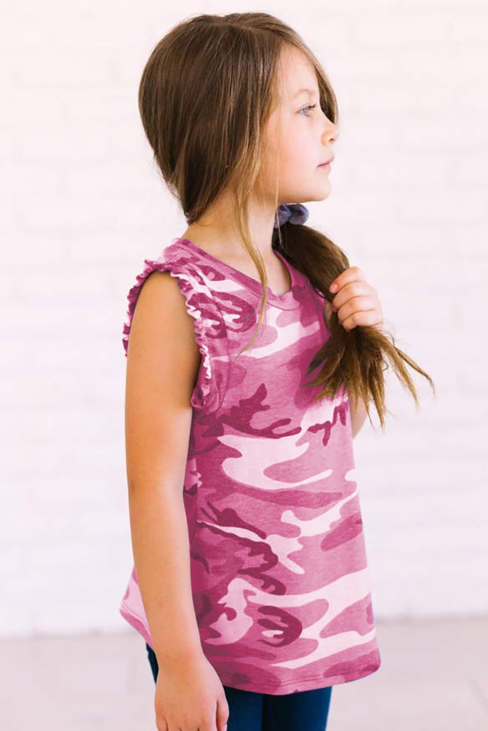 Camo Print Flounced Armholes Little Girls’ Tank featuring ruffled sleeves and a trendy camouflage design, perfect for active girls.