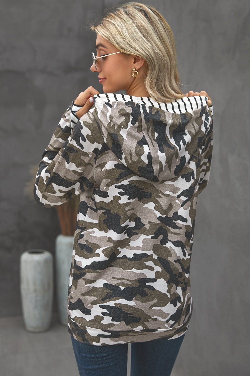 Camouflage Zipper Collar Striped Doublehood Sweatshirt featuring a stylish camo print and black stripe accents, perfect for casual wear.