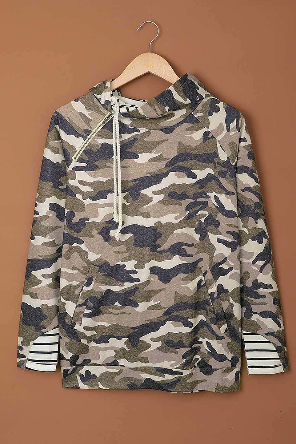 Camouflage Zipper Collar Striped Doublehood Sweatshirt featuring a stylish camo print and black stripe accents, perfect for casual wear.