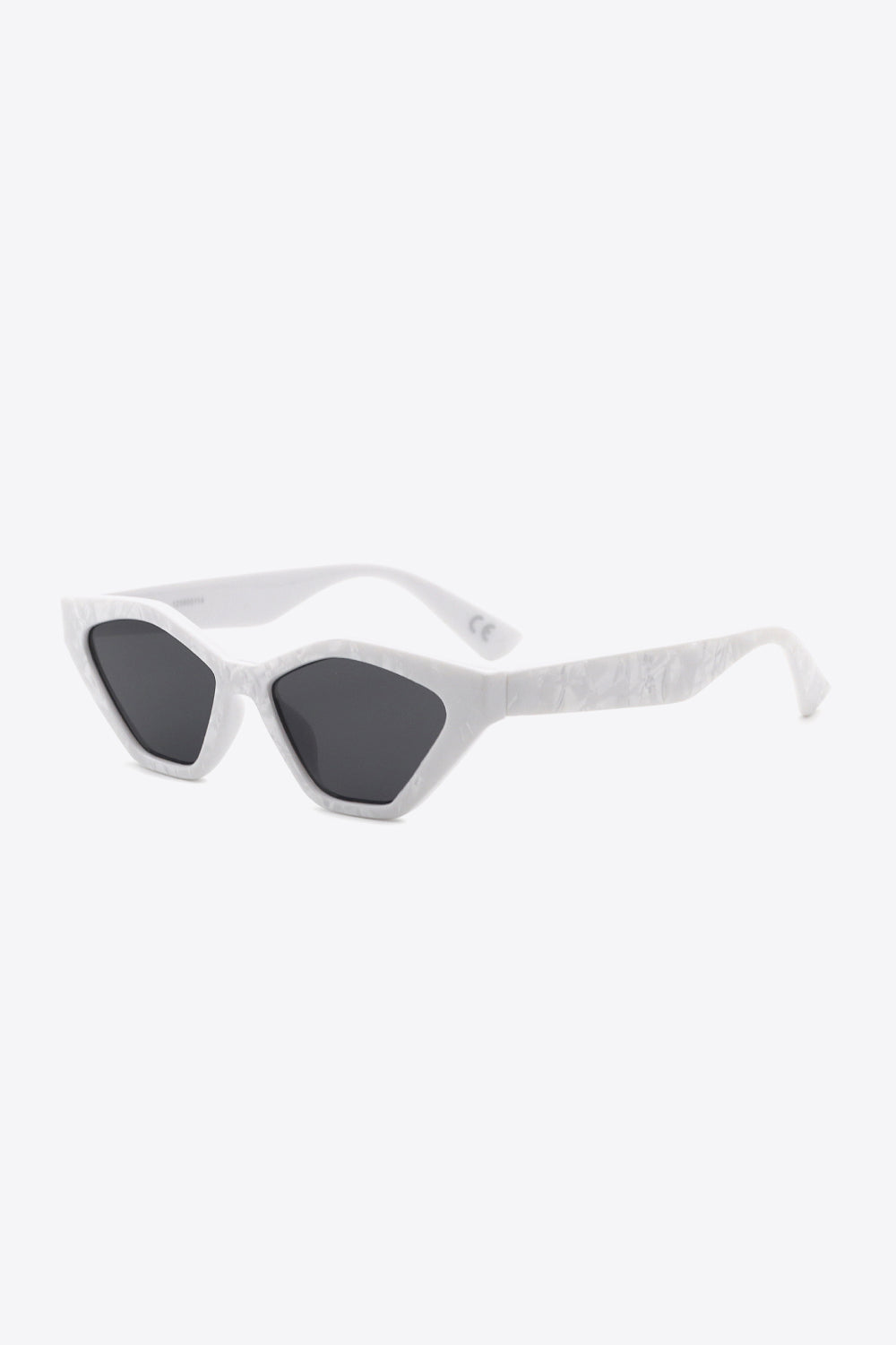 A pair of stylish cat eye polycarbonate sunglasses with UV400 protection, featuring a sleek design and included case.