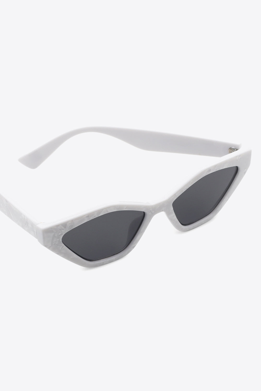 A pair of stylish cat eye polycarbonate sunglasses with UV400 protection, featuring a sleek design and included case.