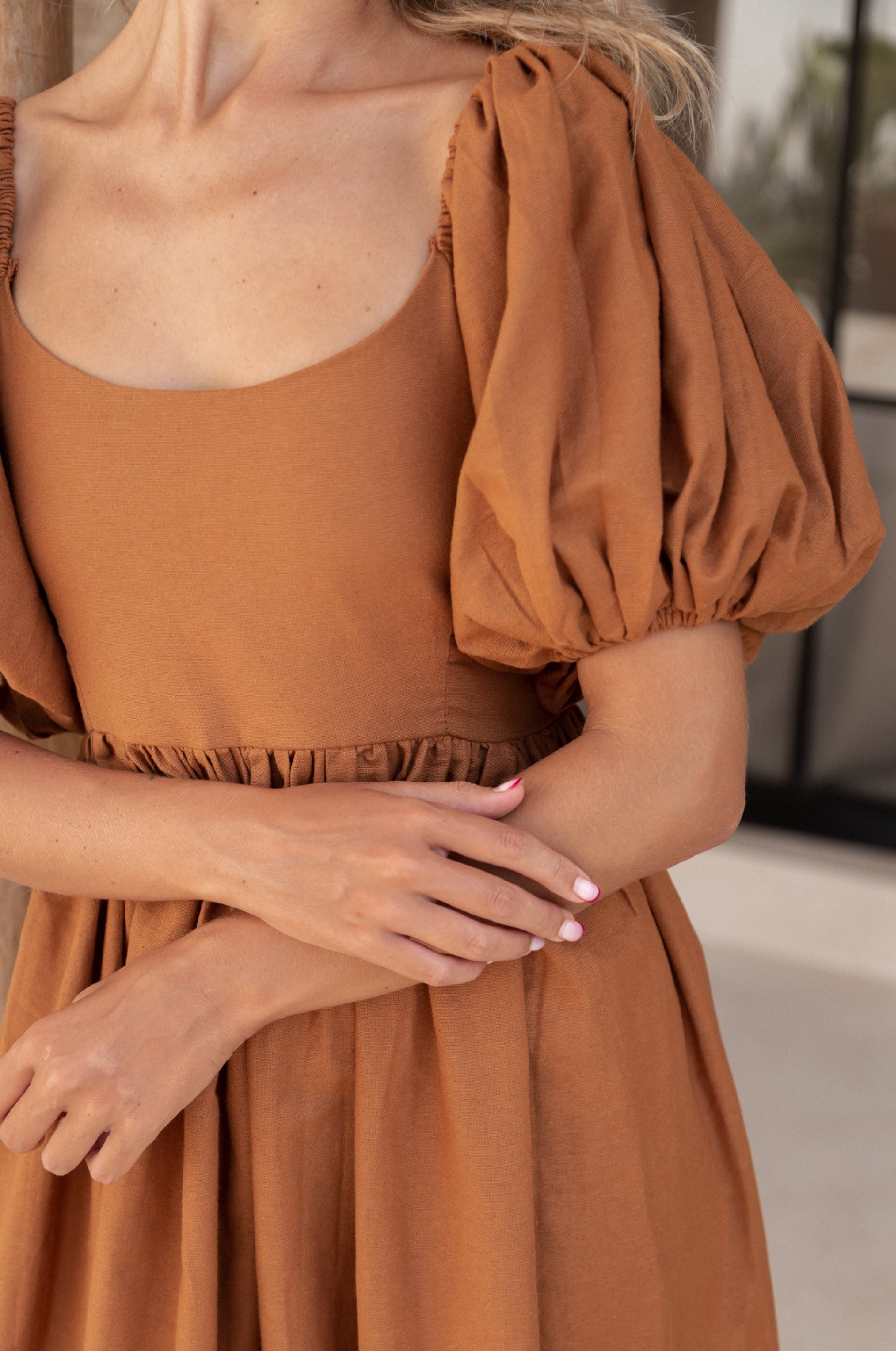 Cherie Puff Sleeve Midi Dress in pure linen with gathered puff sleeves and an oval neckline, perfect for summer outings.