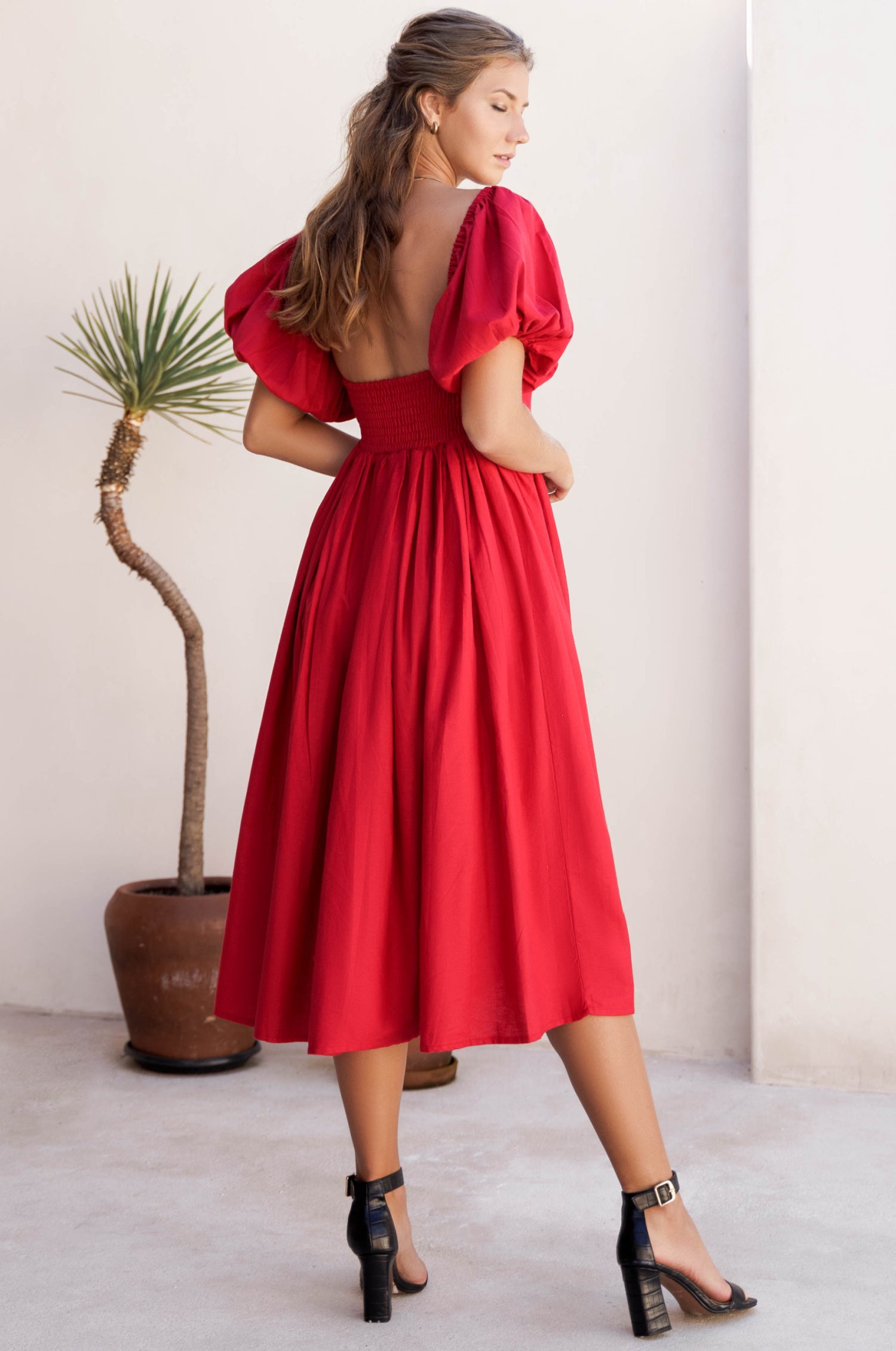 Cherie Puff Sleeve Midi Dress in pure linen featuring an oval neckline and gathered puff sleeves, perfect for summer outings.