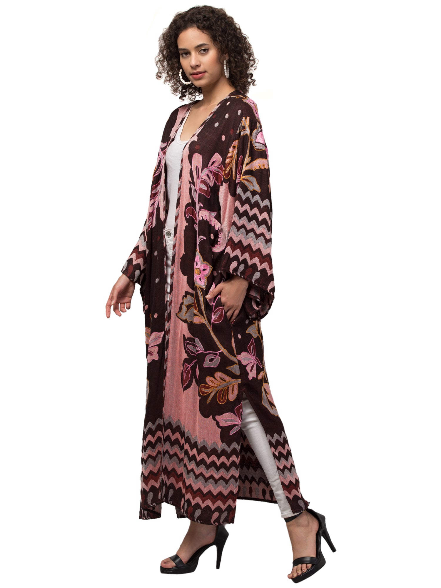 Cider Glam Thick Stitch Kimono Jacket featuring vibrant colors and intricate hand embroidery, showcasing bohemian style and Indian craftsmanship.