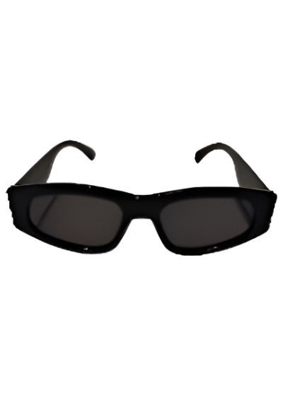 Cool B Party Sunglasses featuring a stylish cat eye design with gradient lenses, perfect for beach outings.