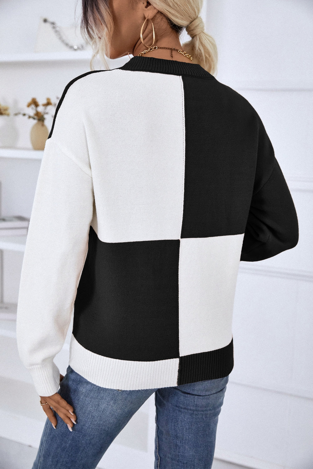 Color Block Ribbed Trim Dropped Shoulder Knit Pullover featuring a trendy design with ribbed details and long sleeves.