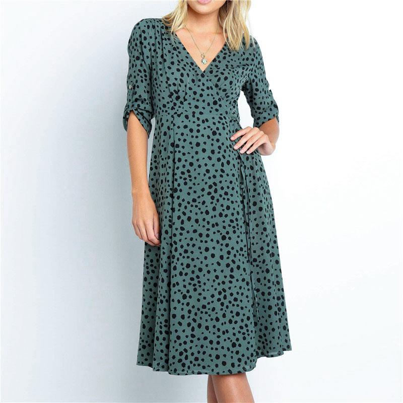 Conmoto winter 2019 elegant long party dress for women, featuring a V-neck, half sleeves, and mid-calf length in a vintage style.