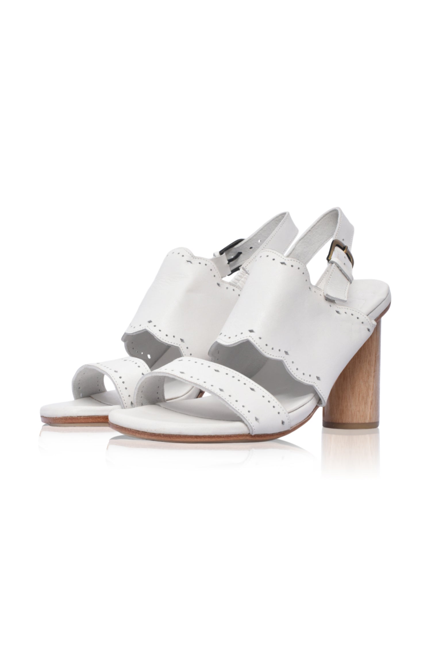 Elegant Crystal Glow leather heels with scalloped edges and a wooden heel, perfect for weddings.