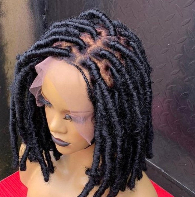 Daisy Locs Wig featuring invisible frontal lace, lightweight dread locs, and a natural look, perfect for versatile styling.