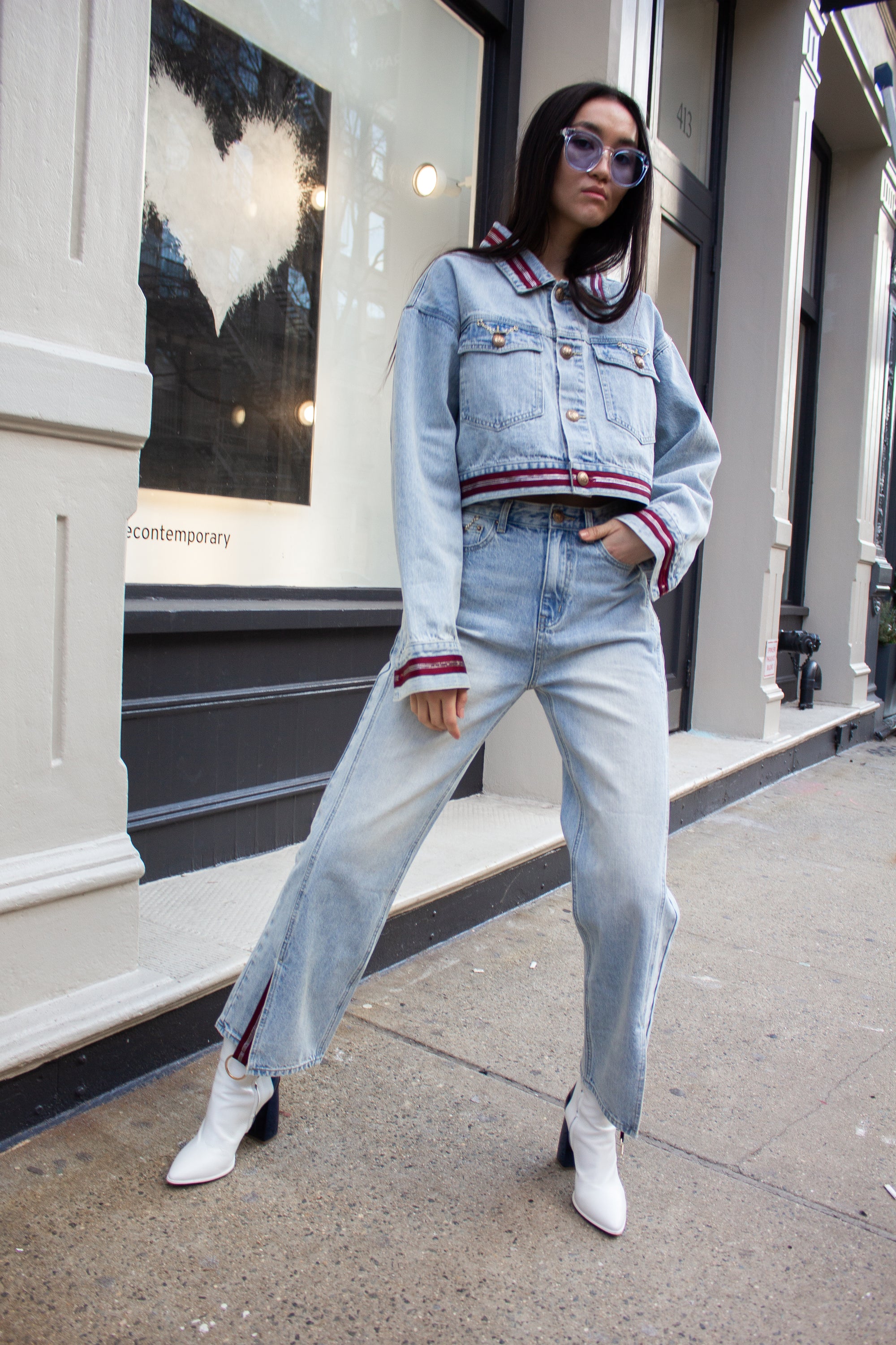 A pair of stylish Danielle Boyfriend Jeans displayed on a mannequin, showcasing their relaxed fit and 100% cotton fabric.