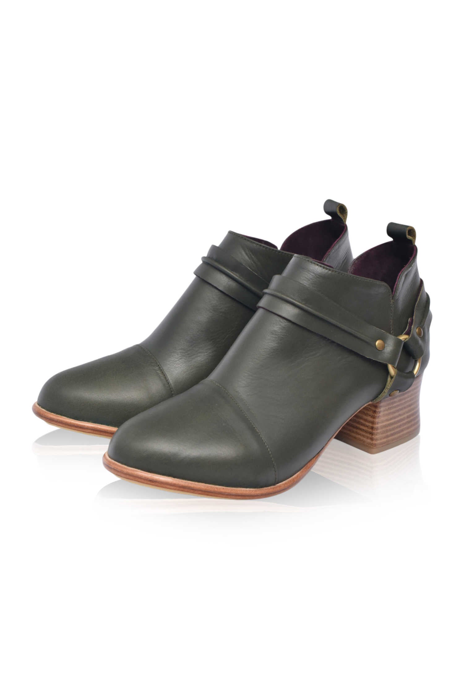 Dasha Low Ankle Booties in genuine leather with wild-west strap detailing, showcasing a stylish low-cut silhouette and a stacked wooden block heel.