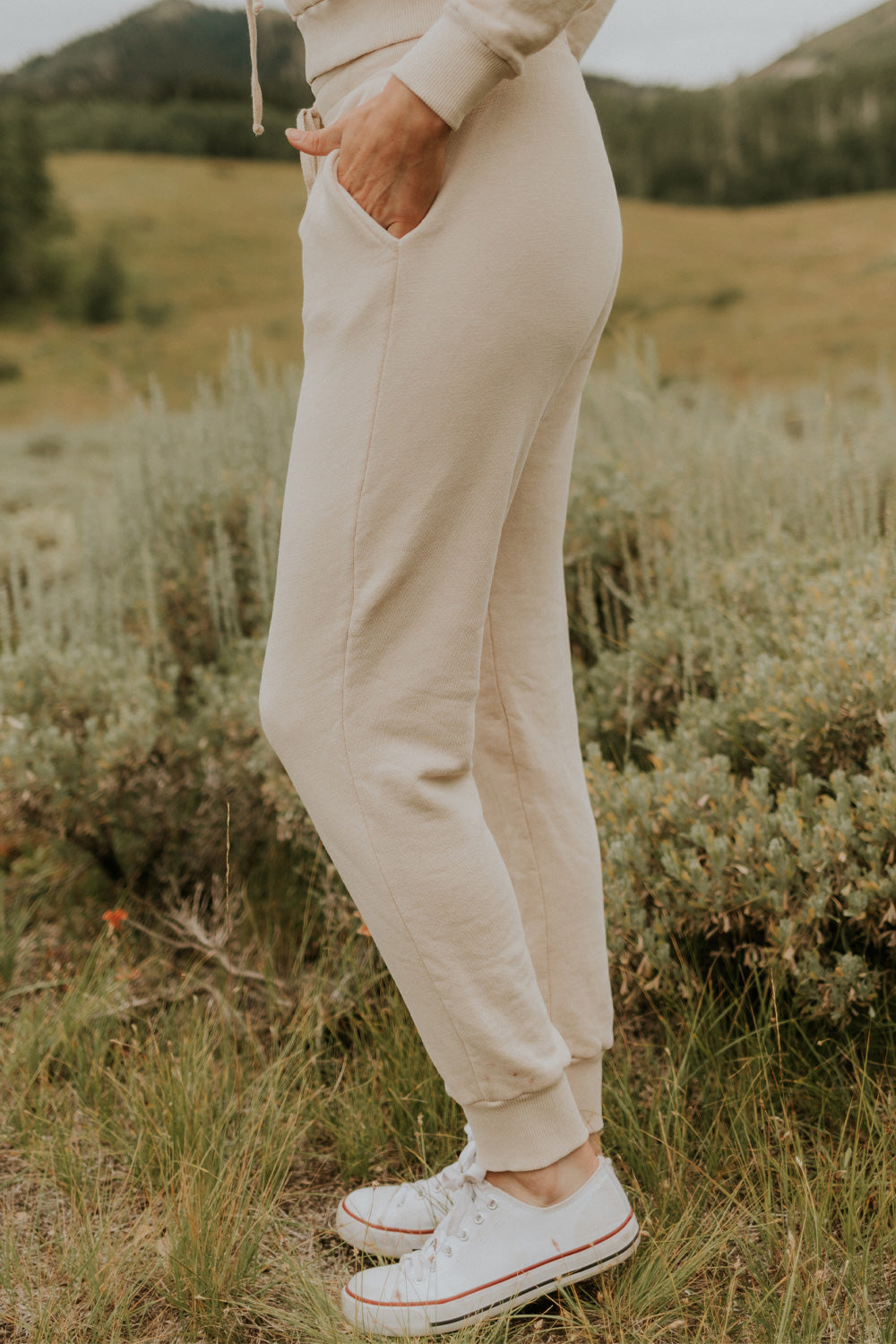 Day Break Joggers 2.0 in Ivory, Blue, and Vintage Black, made from lightweight organic cotton, showcasing a vintage-inspired design.