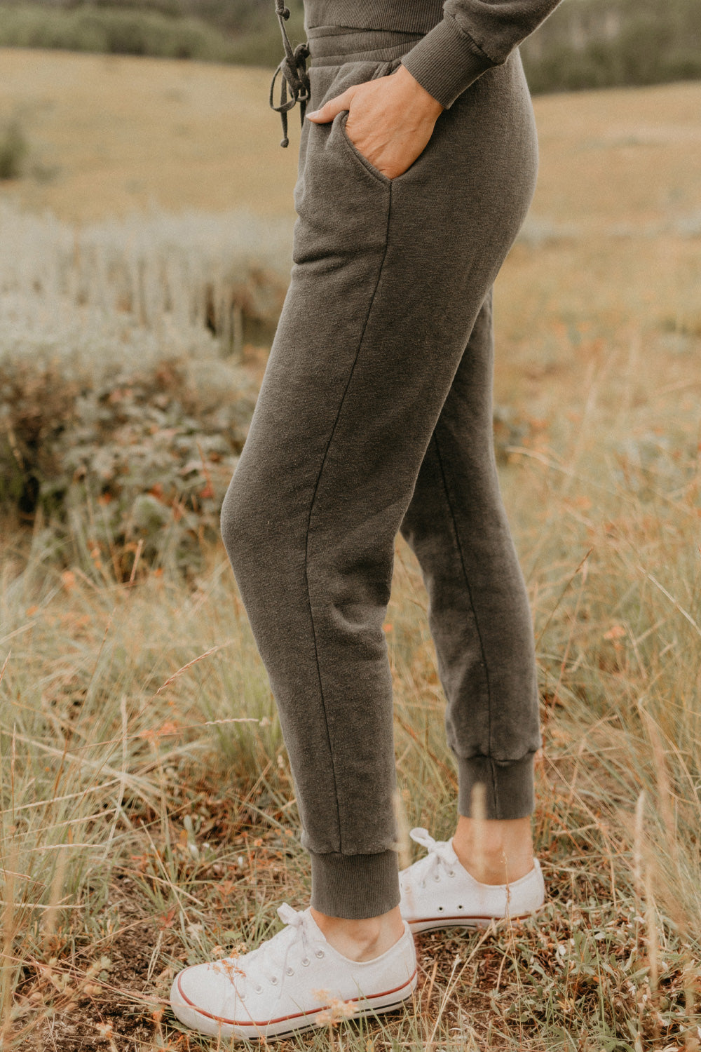 Day Break Joggers 2.0 in Ivory, Blue, and Vintage Black, made from lightweight organic cotton, showcasing a vintage-inspired design.