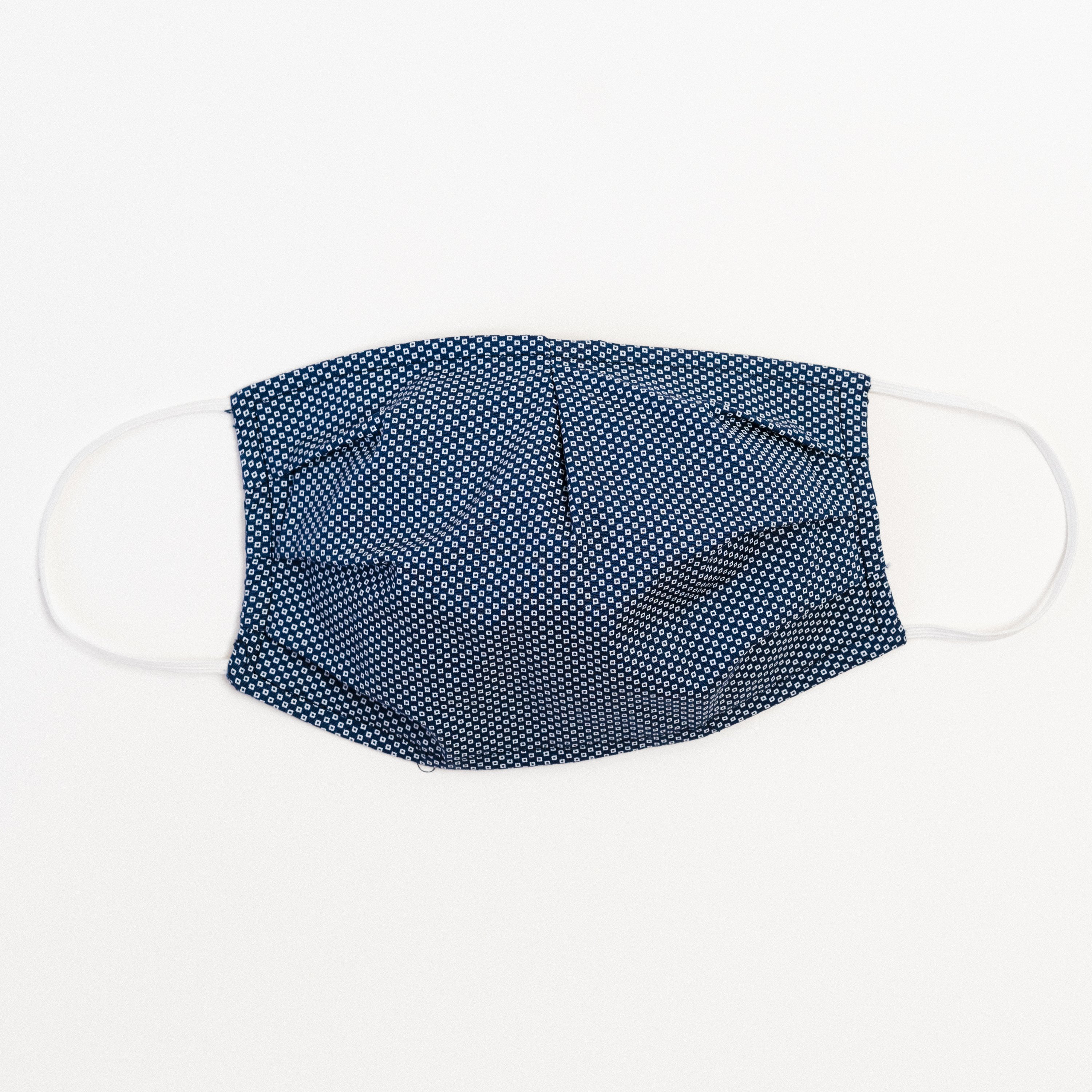 Downtown Dot face mask featuring stylish prints, made from breathable 100% cotton with a filter pocket.