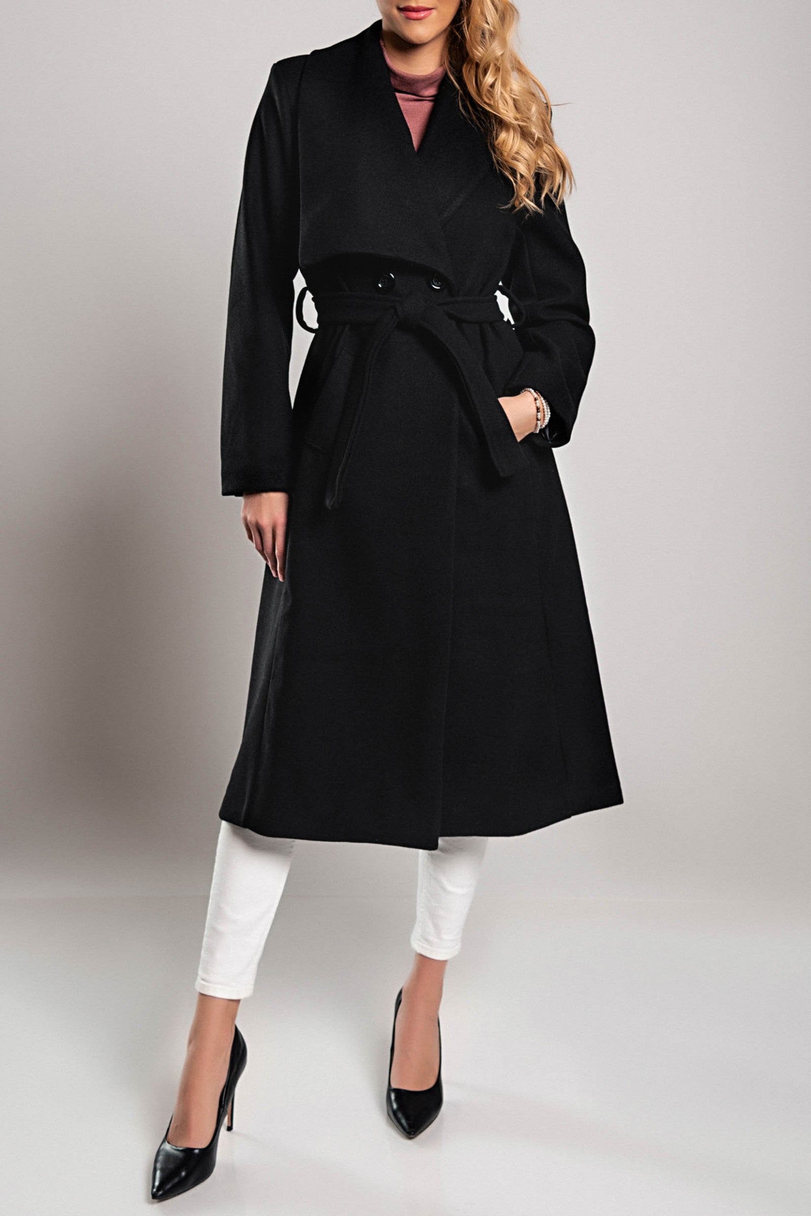 Elegant long black coat with wide collar and decorative belt, showcasing its stylish design and high-quality fabric.