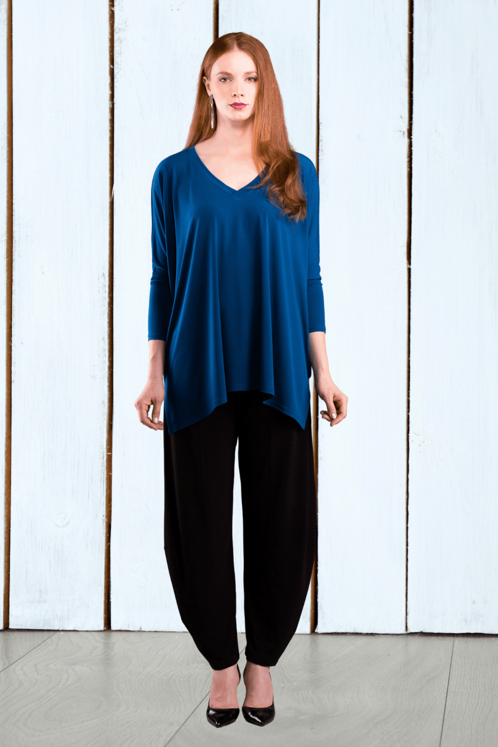 Essential V-Neck Tunic in soft stretchy jersey fabric, featuring a feminine V-neck design, perfect for all body shapes.