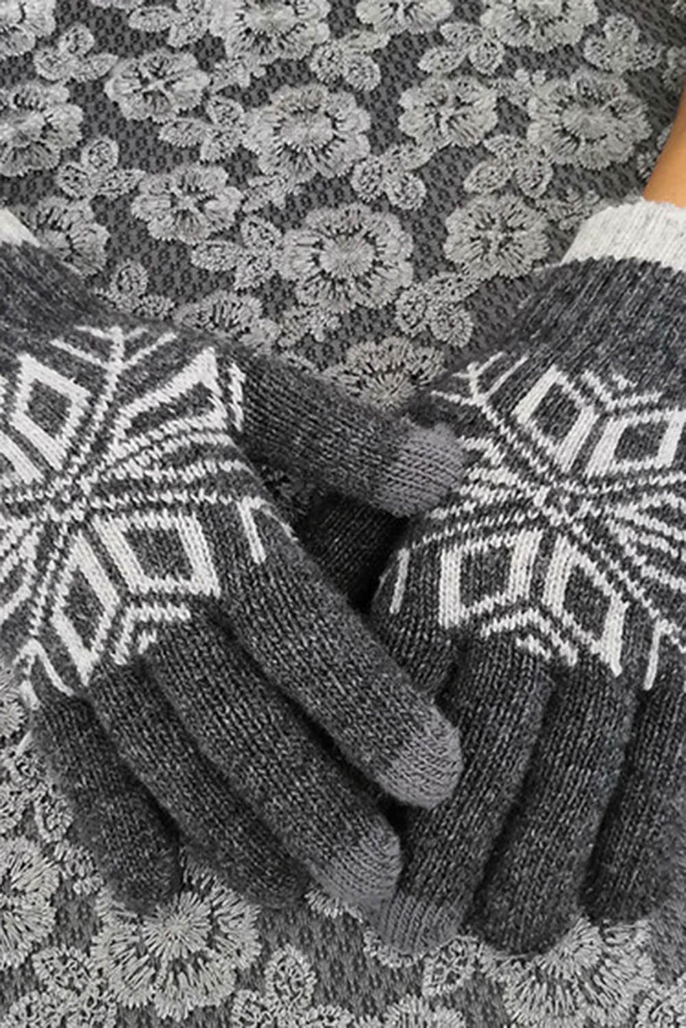 Fashion Pattern Touchscreen Texting Mittens made from soft wool and acrylic blend, featuring high-sensitivity fingertips for touchscreen use.