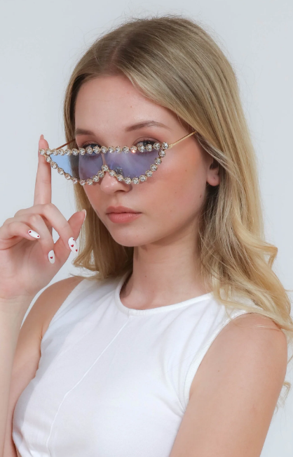 Elegant blue fashion sunglasses with rhinestones and UV400 protection, showcasing a stylish design.