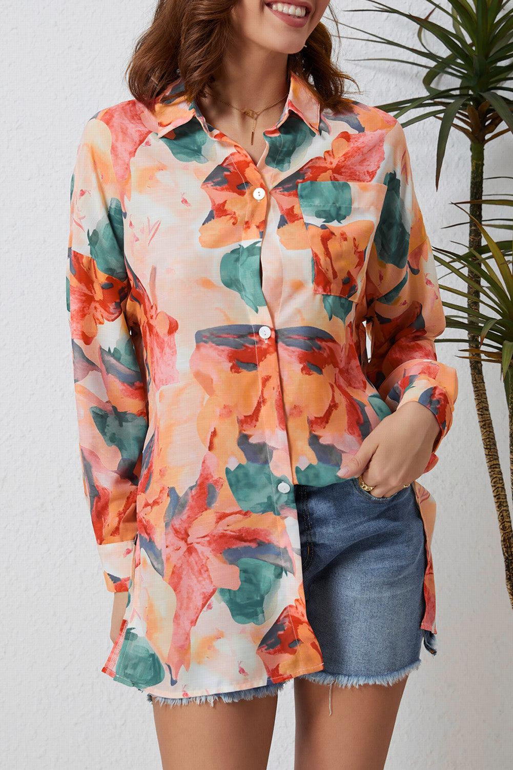 A stylish floral print loose shirt featuring a chic vintage design, perfect for casual and formal occasions.