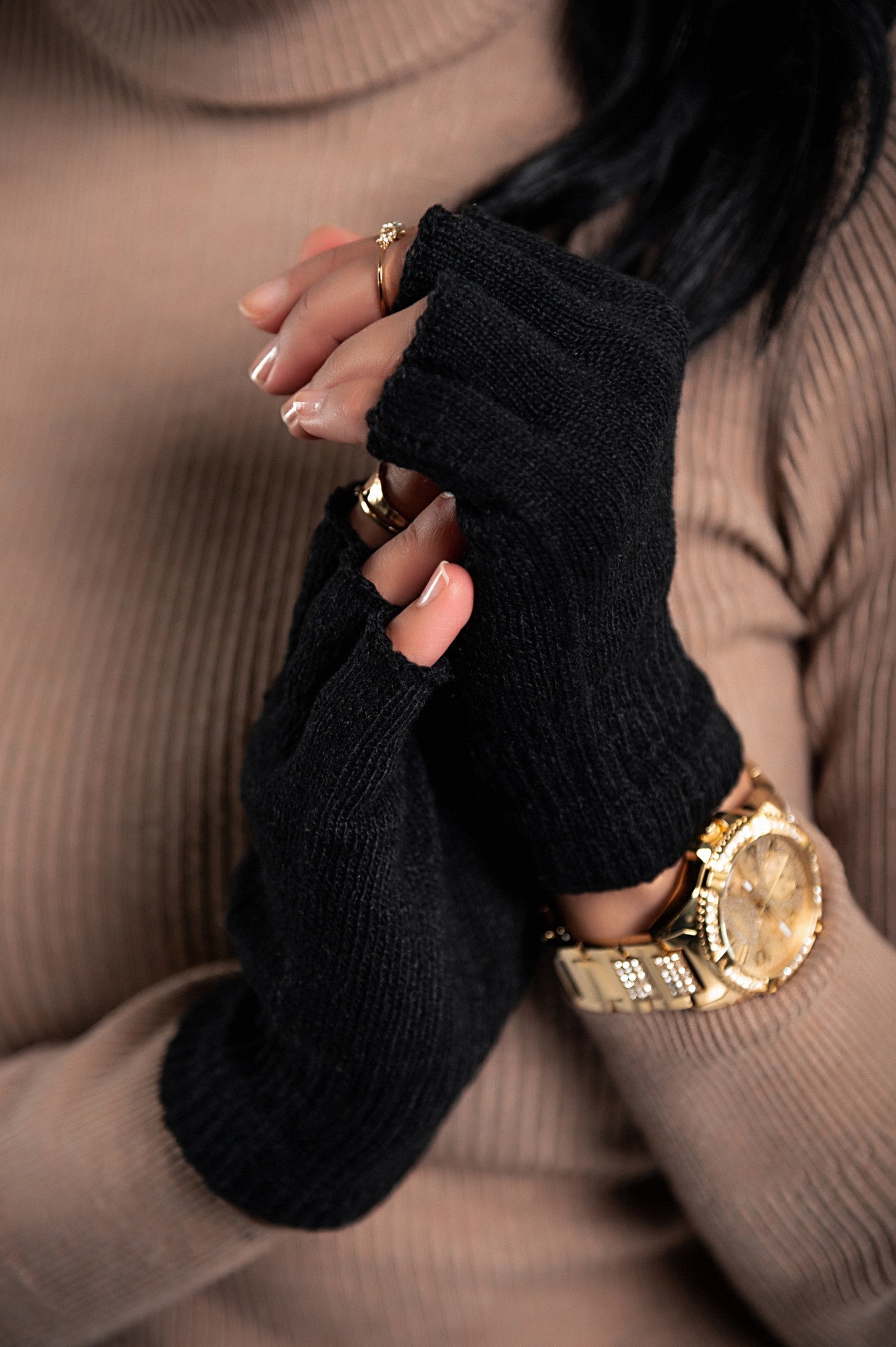 GLOVES EKA - BLACK, warm fingertip-less gloves made of wool blend, ideal for smartphone use.